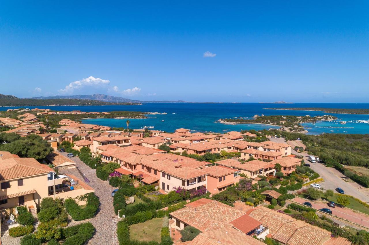 Baia De Bahas Residence Golfo Aranci Extérieur photo