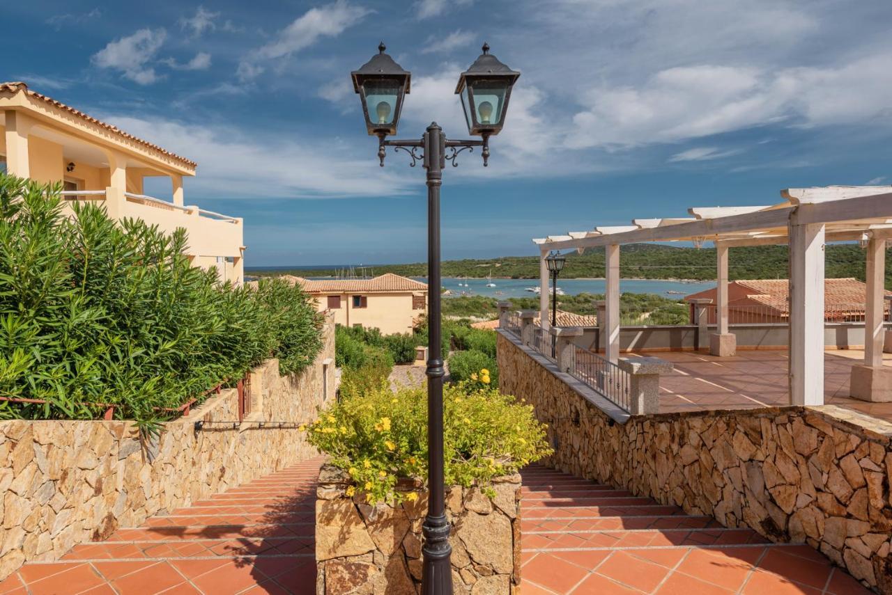 Baia De Bahas Residence Golfo Aranci Extérieur photo