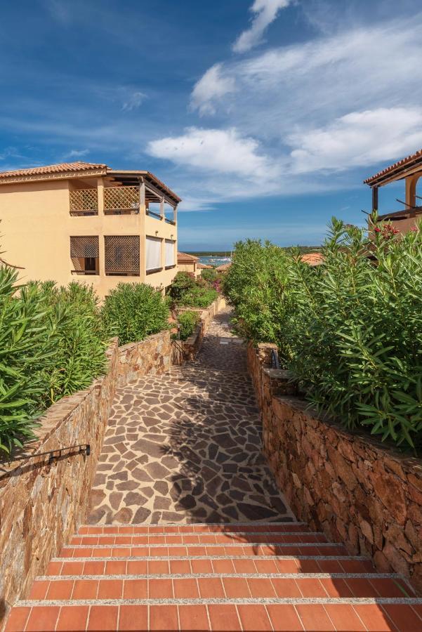 Baia De Bahas Residence Golfo Aranci Extérieur photo