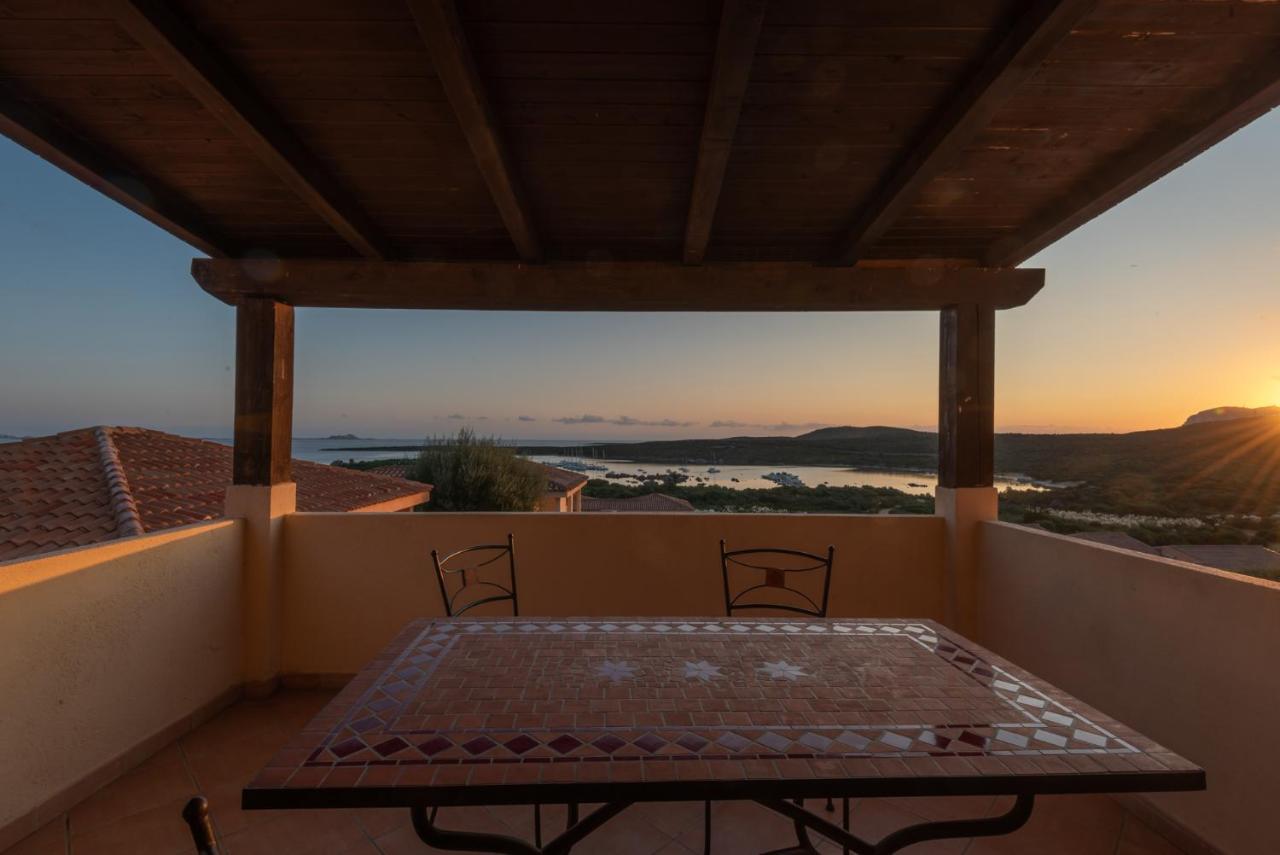 Baia De Bahas Residence Golfo Aranci Extérieur photo