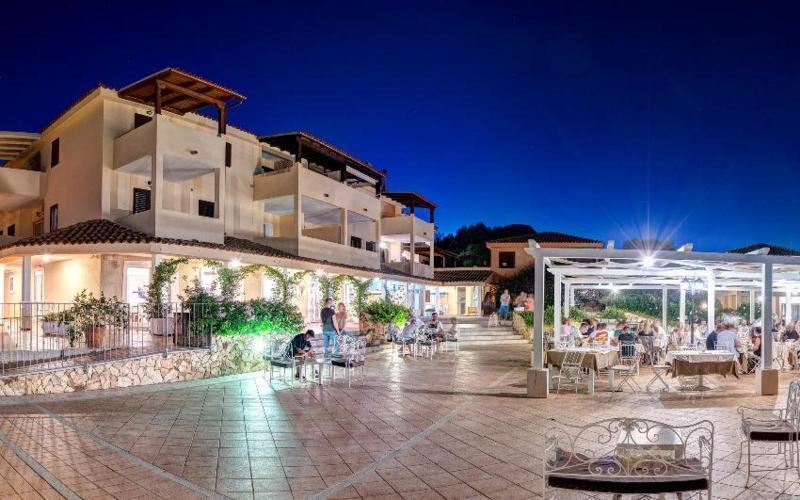 Baia De Bahas Residence Golfo Aranci Extérieur photo